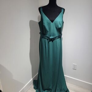 Vera Wang Women's I Belong To Full Length Gown 16 Green Wedding Bridesmaid NEW